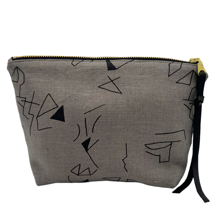 Boxy Zipper Pouch 1