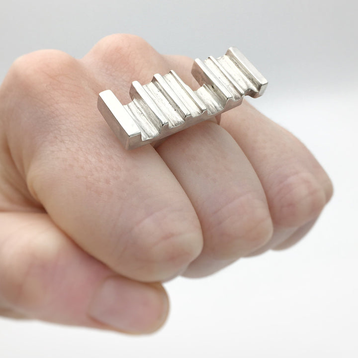 On the Edge Ring