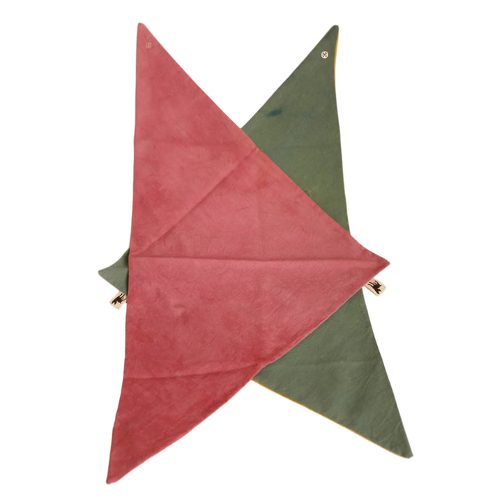 Bandana: LG
pink, green