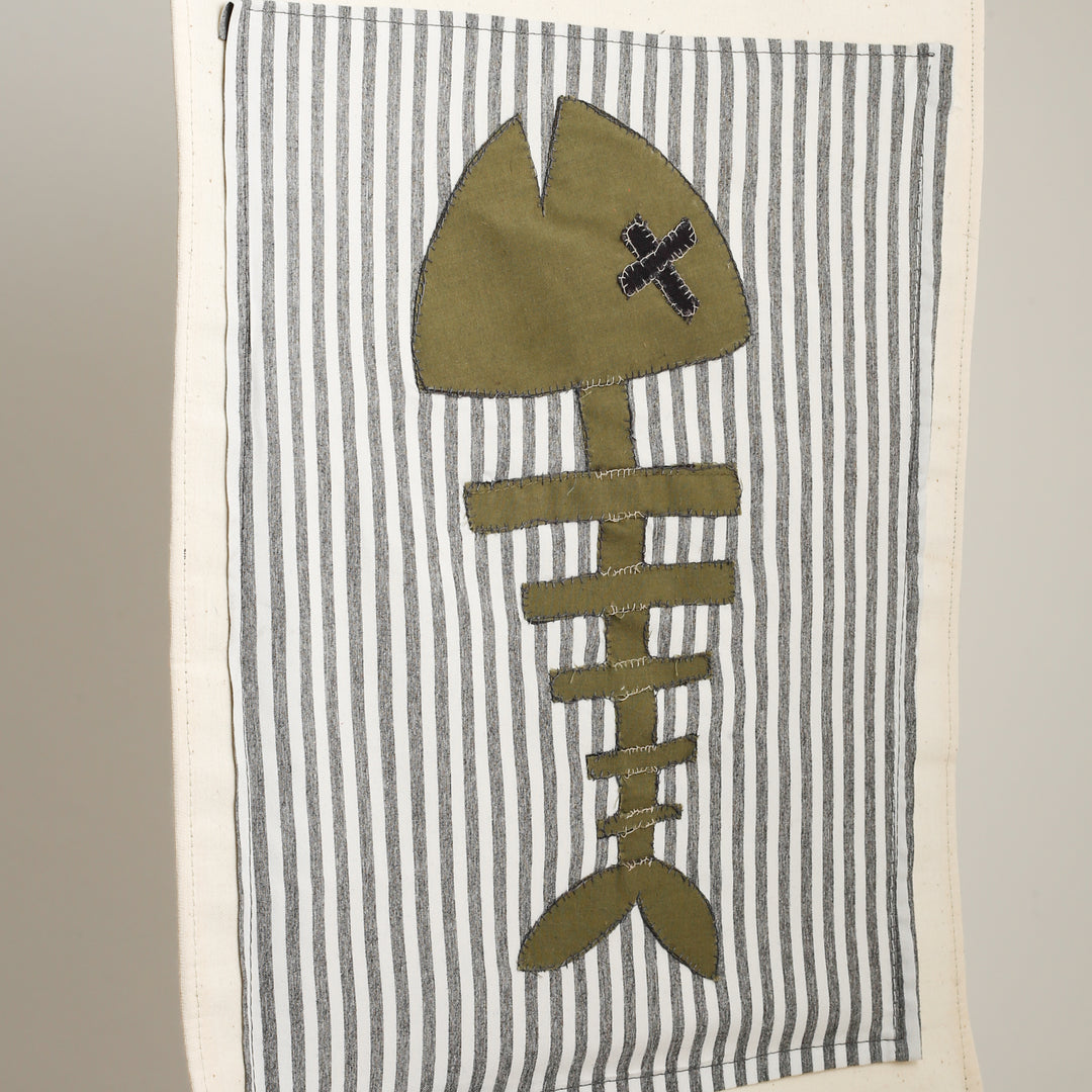 Wall Hanging - Dead Fsh