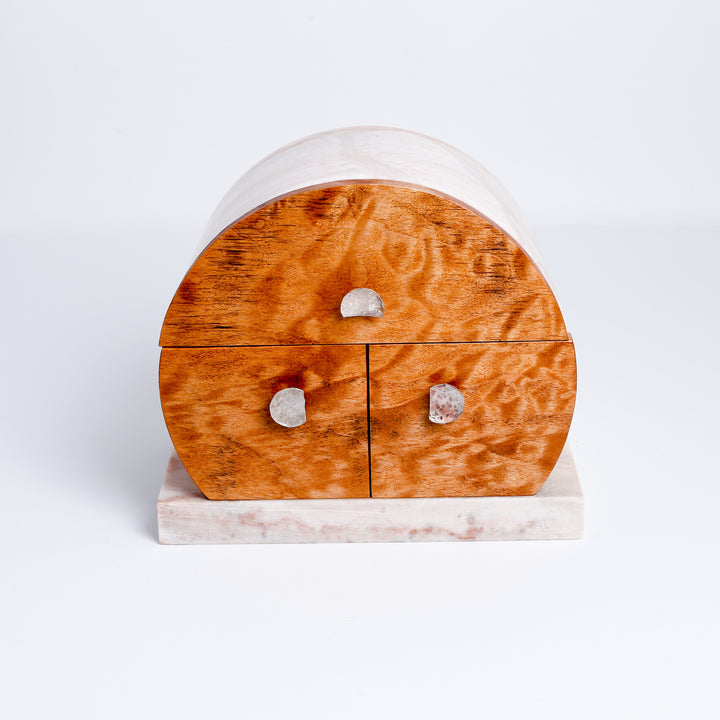 Box, 220-43