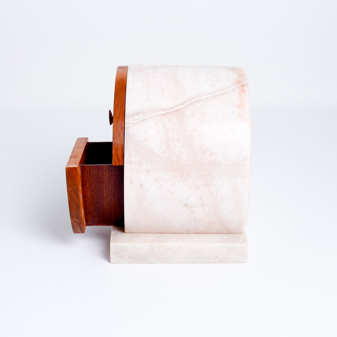 Box, 220-43
