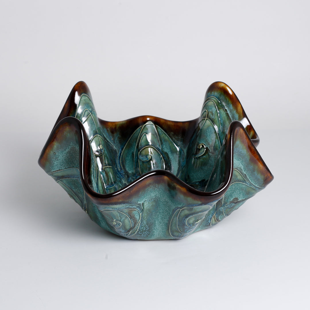 Large Wavy Bowl