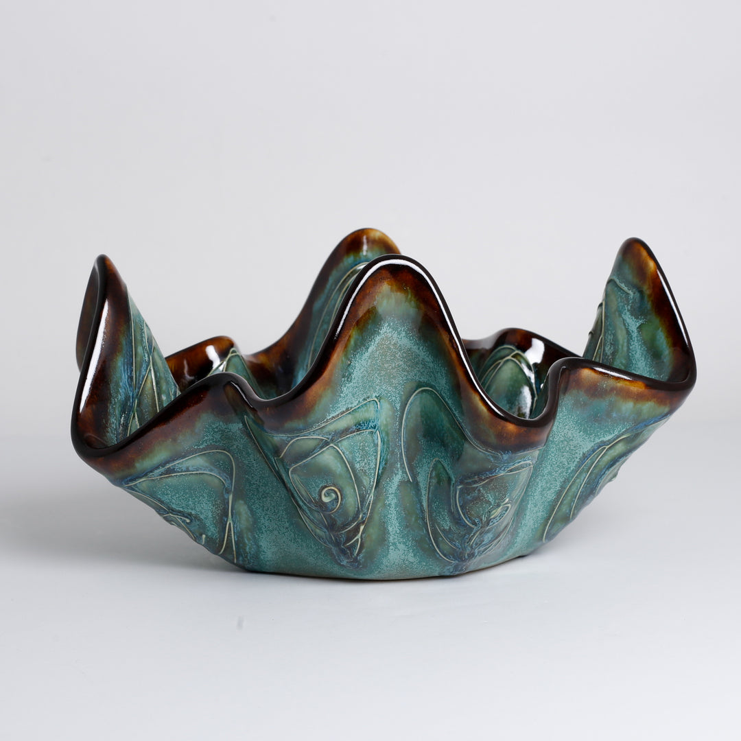 Large Wavy Bowl
