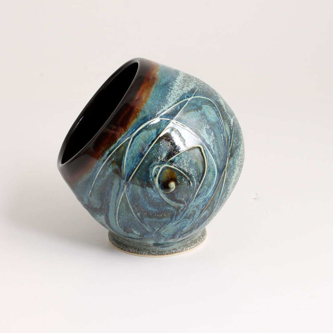 Salt Cellar/Tilted Bowl