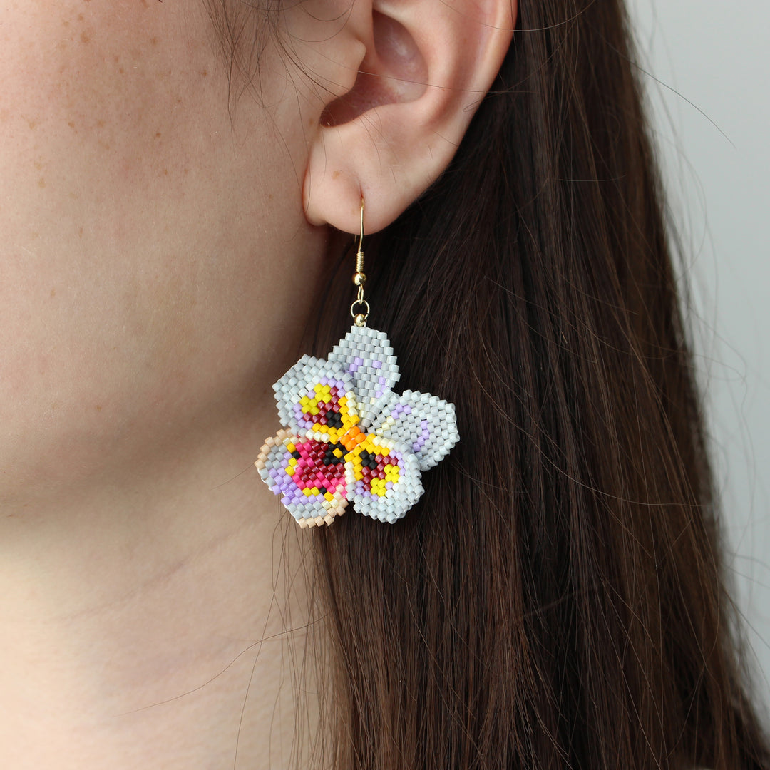 Earring Pansy - D