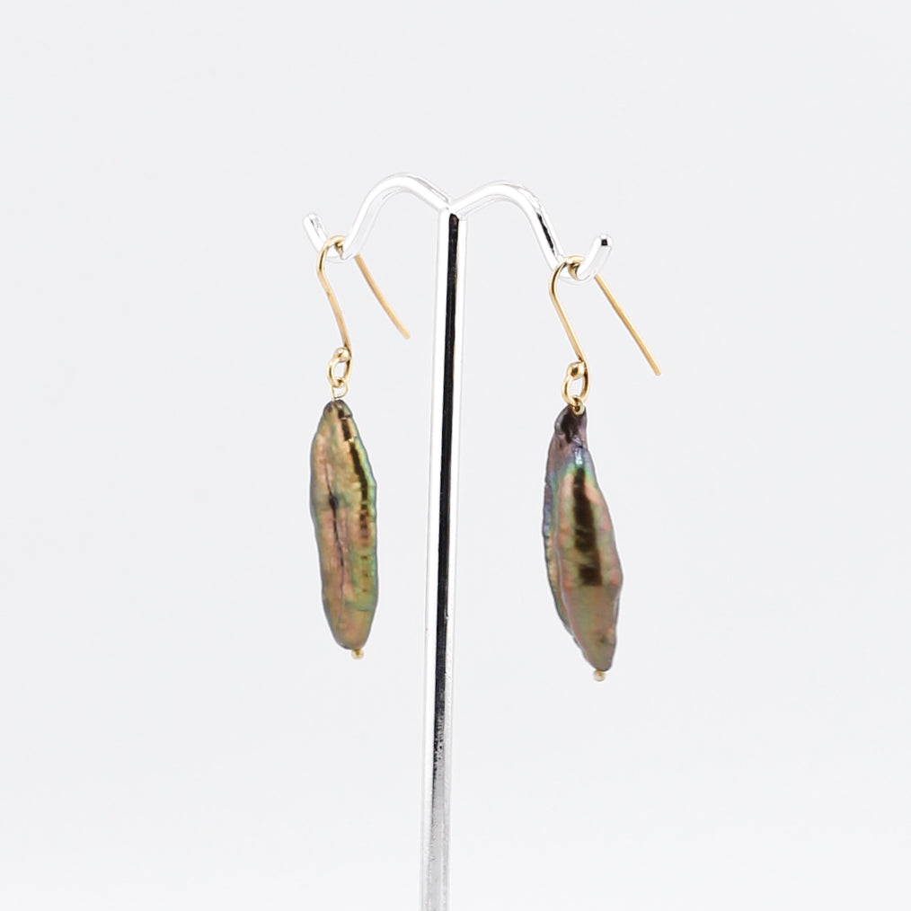 Earrings, 18K with Pearl