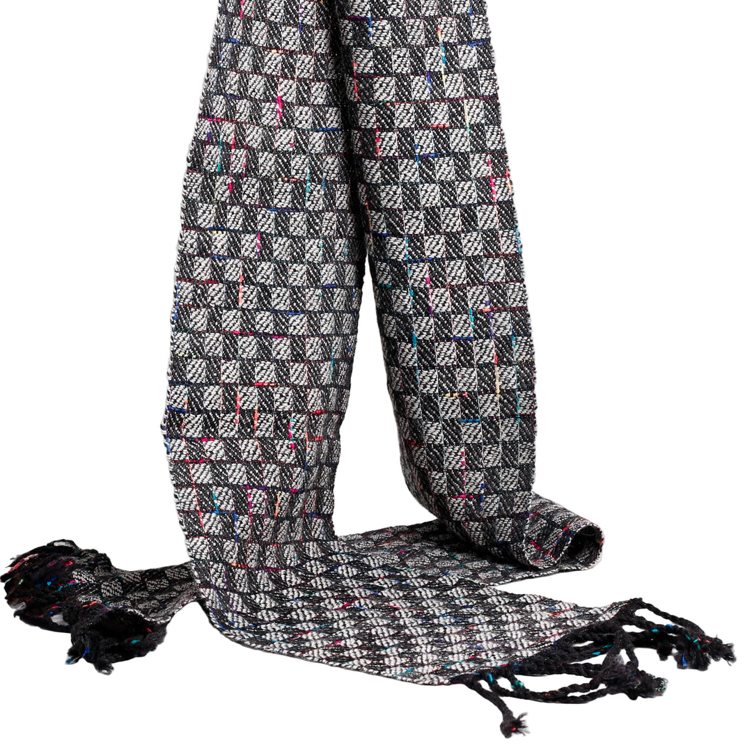 Scarf Black & White #134
