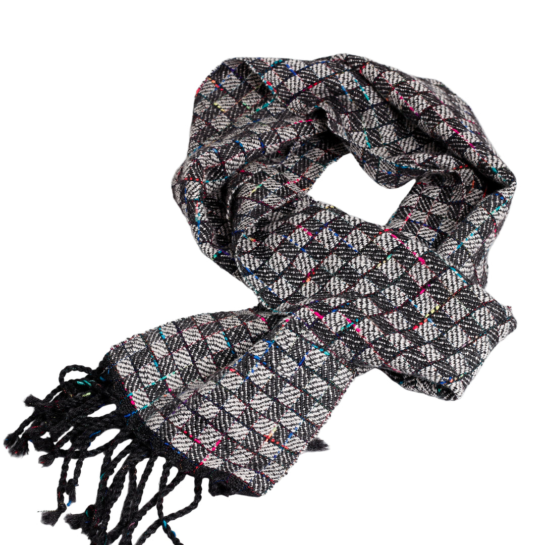 Scarf Black & White #134