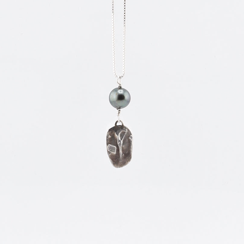 Necklace, Bone pmc