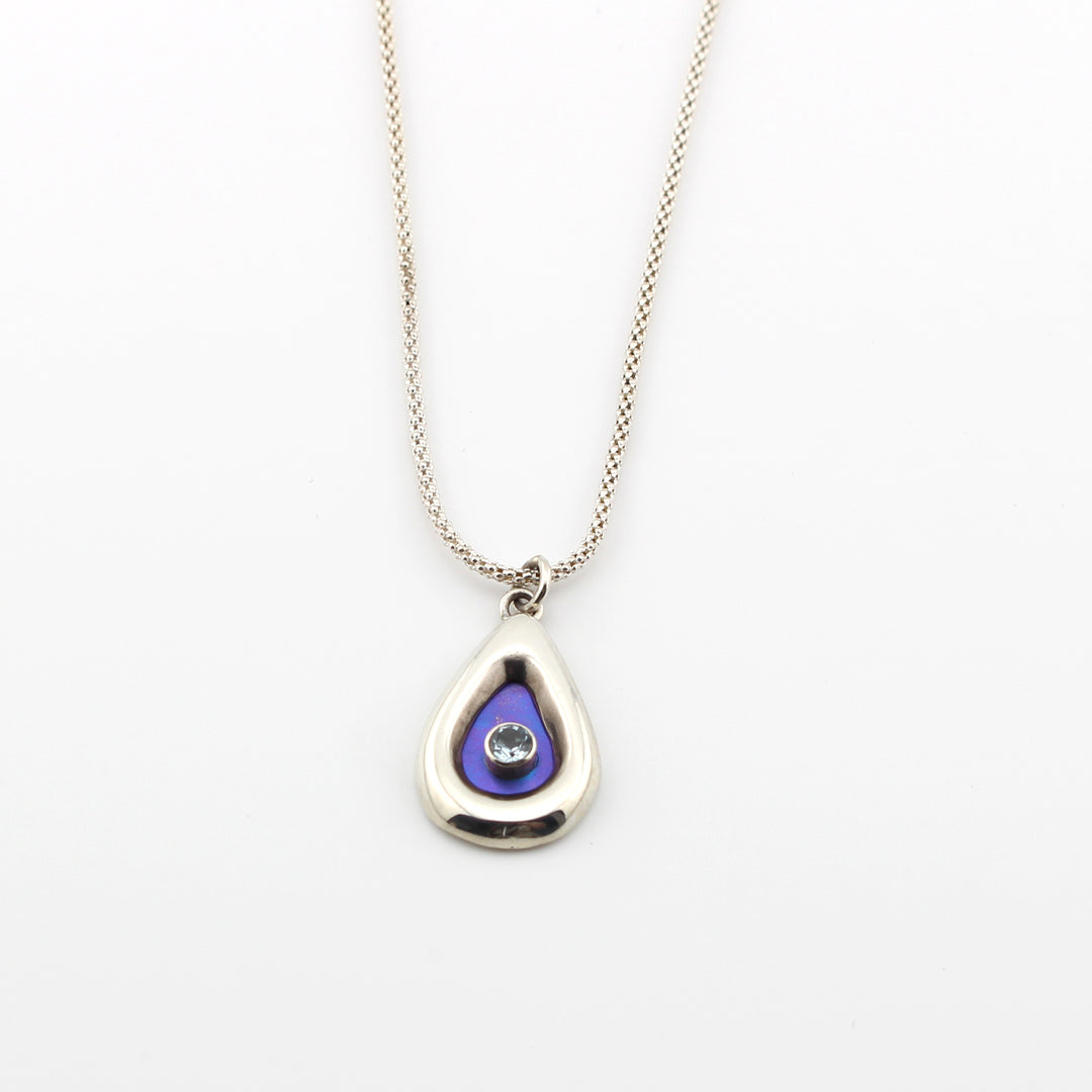 Pendant, Tear Drop, Peridot