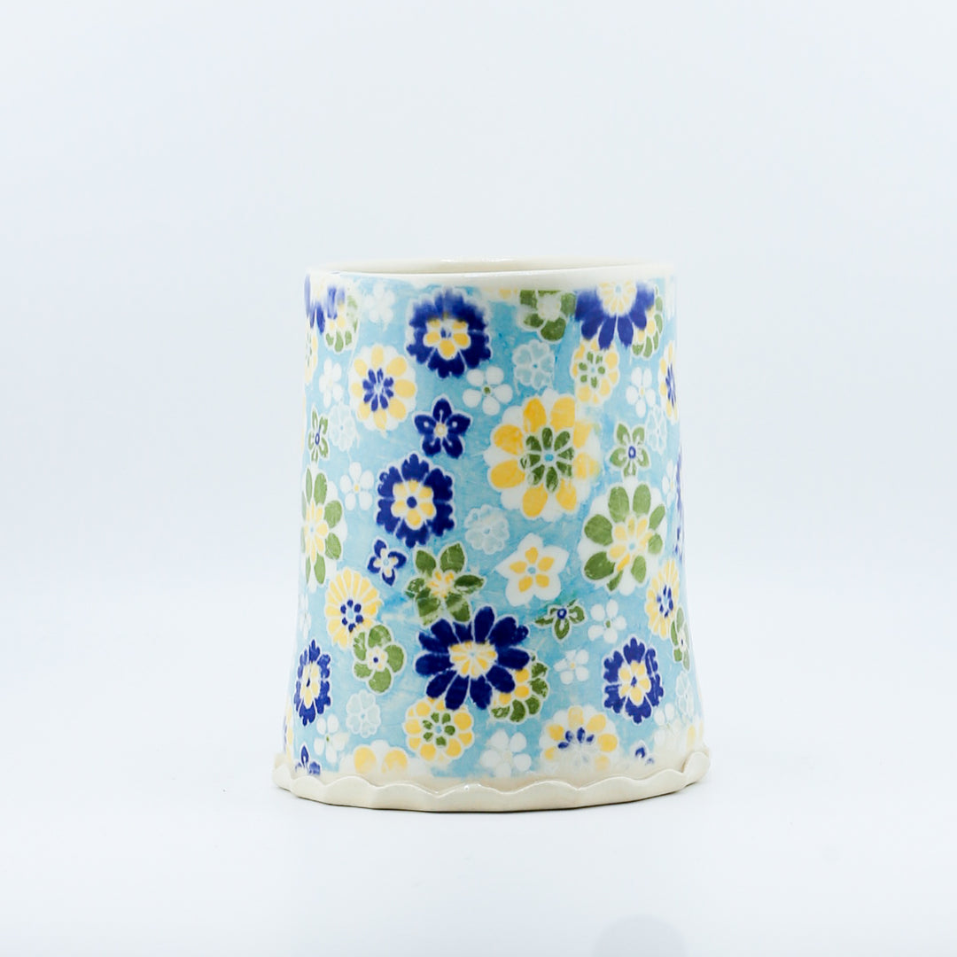 Mug - Ruffles  with Multicoloured Flowers