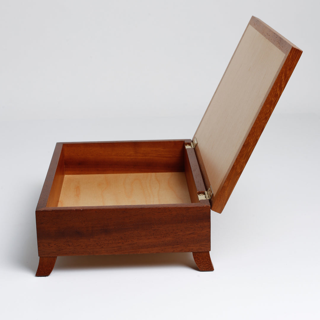 Paperwhite Iroko Box