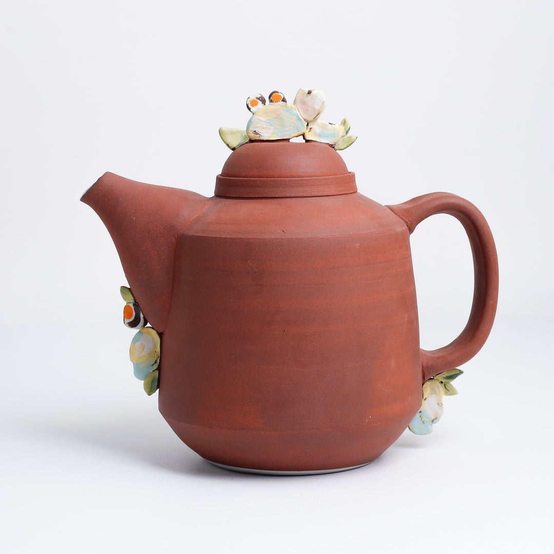 Teapot, Structural w/ Flowers