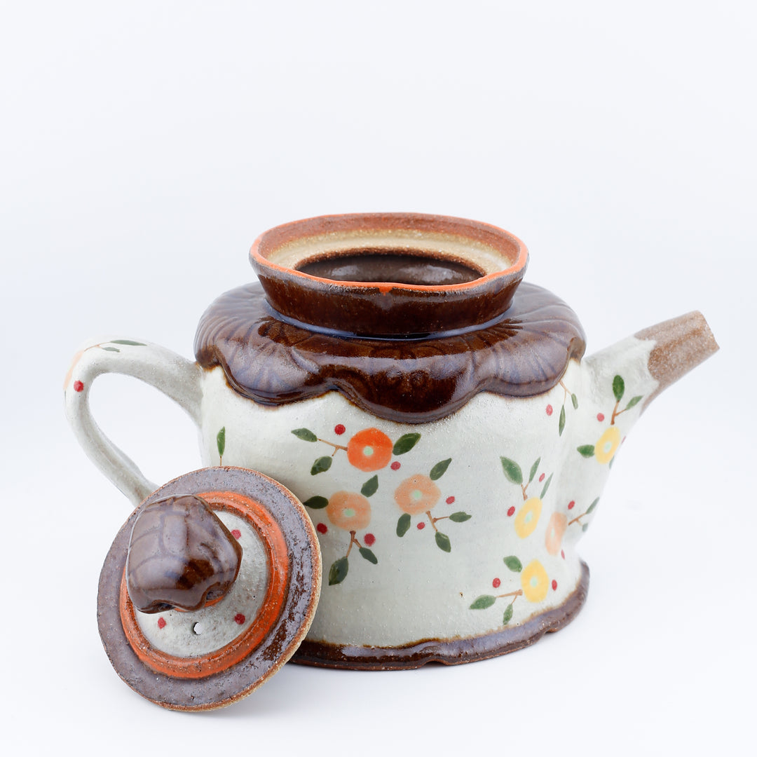 Teapot, Altered Little Daisy