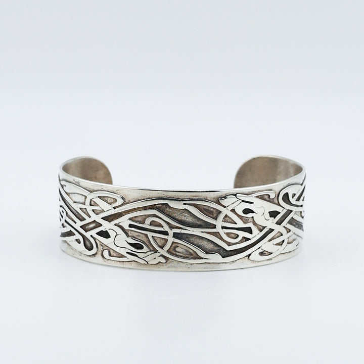 Scrolling Lindisfarne Knotwork Bracelet