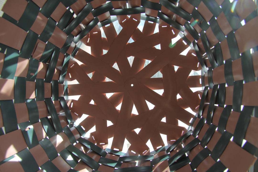 untitled (dark blue & pink basket)