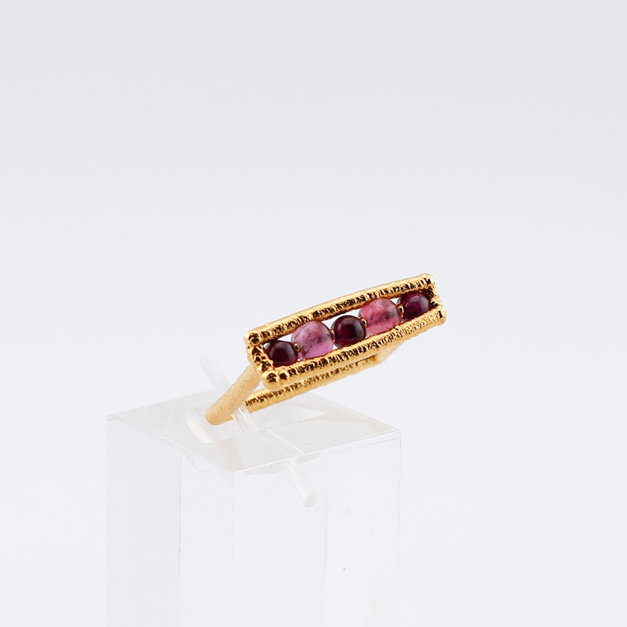 Ab Gold Ring, B541, Gold Plate/Tourm./Garn. – Alberta Craft Council