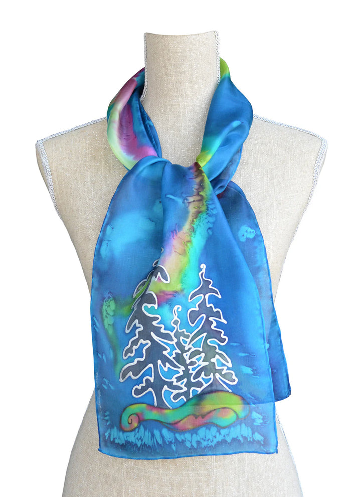 Scarf, Northern Lights, Northern Sea