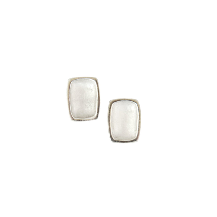 Divot Post, Earring