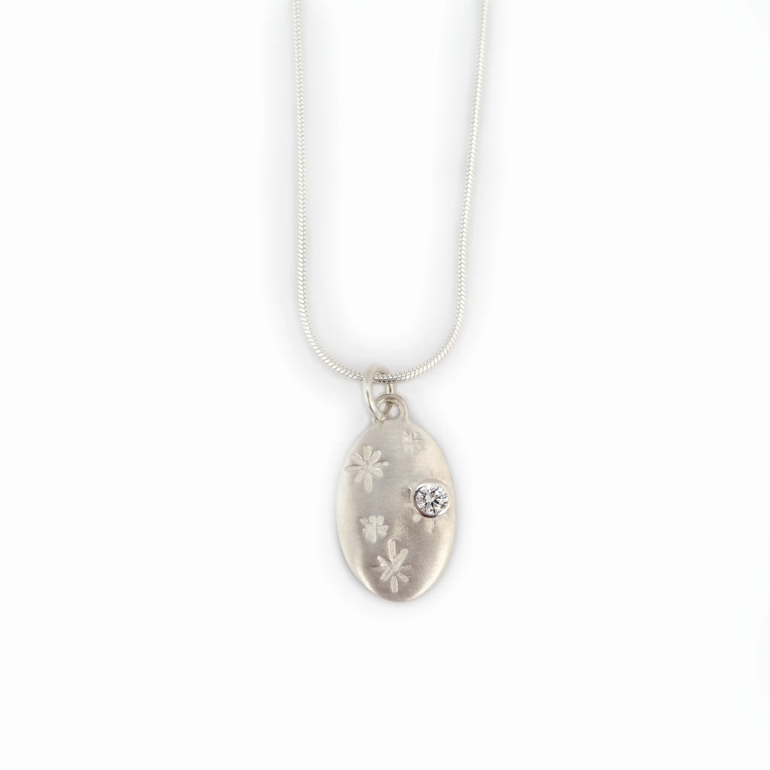 Friendship Motif Star Necklace