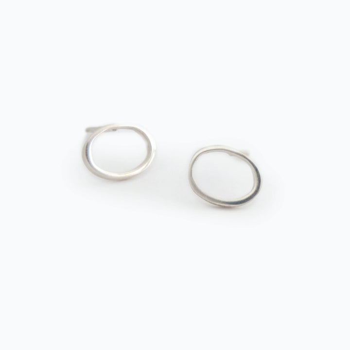 Swirl Post Oval, Earring