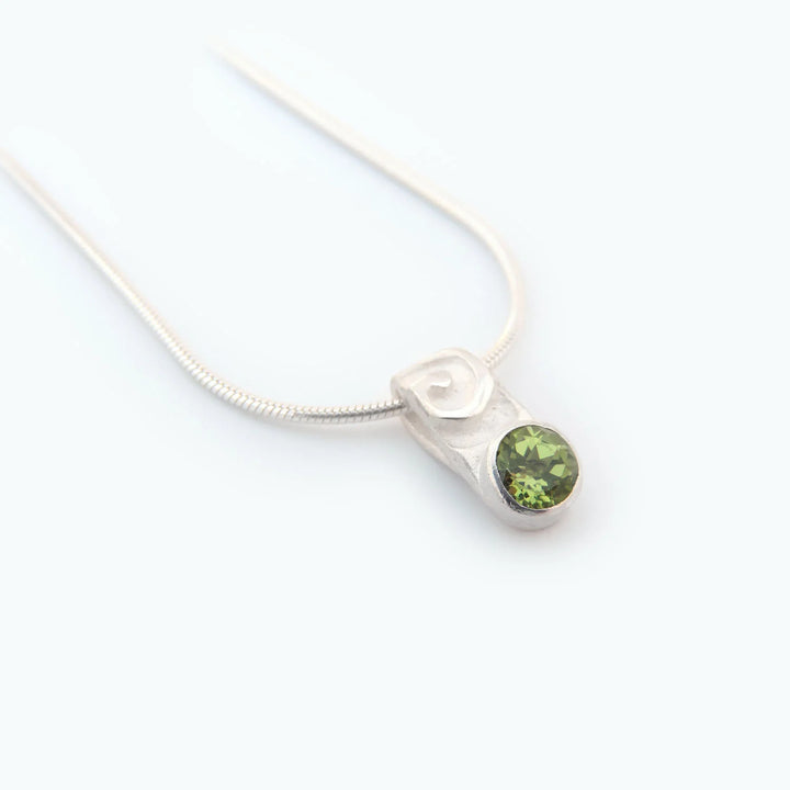 Swirl Peridot, Necklace