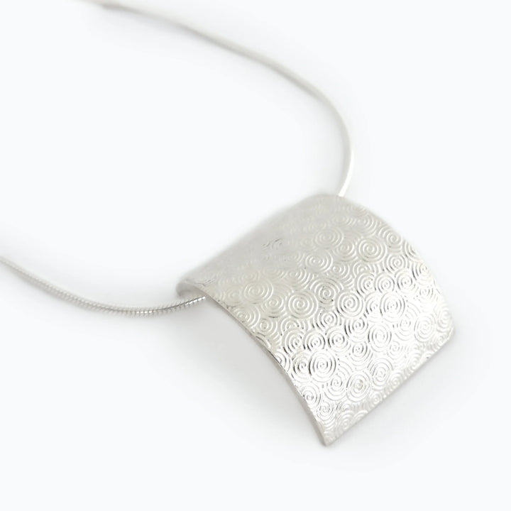 Swirl Texture Large Arc Pendant
