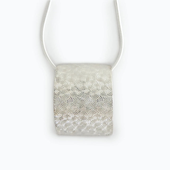Swirl Texture Large Arc Pendant
